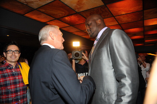 新发型，格列兹曼剪了一个超短寸头（格列兹曼焕新造型：清爽超短寸头亮相）