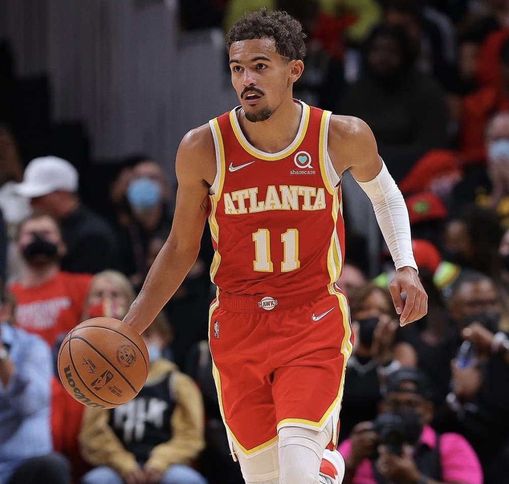 不差钱，阿联酋足协提供5架专机拉球迷去客场看世预赛（阿联酋足协豪气包机，5架专机送球迷赴客场看世预赛）