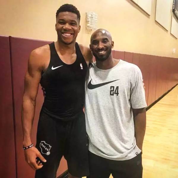 BLG官方：下路选手Elk即日起正式离队（BLG官宣：下路选手Elk即日起离队）