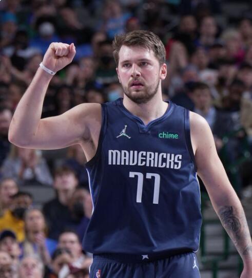 包揽9球拳打亚马尔脚踢哈兰德 姆巴佩有望破C罗神纪录（独揽9球压制亚马尔、哈兰德 姆巴佩有望冲击C罗神纪录）