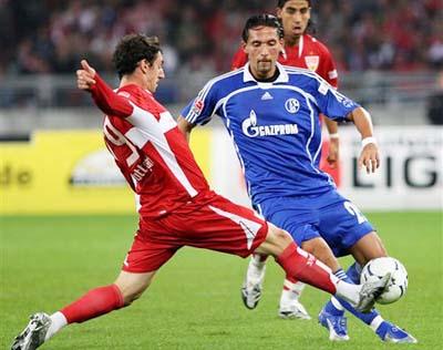 雷迪克谈里夫斯表现低迷：他扛了我们六周，消耗很大（雷迪克谈里夫斯低迷：连扛球队六周，消耗过大）