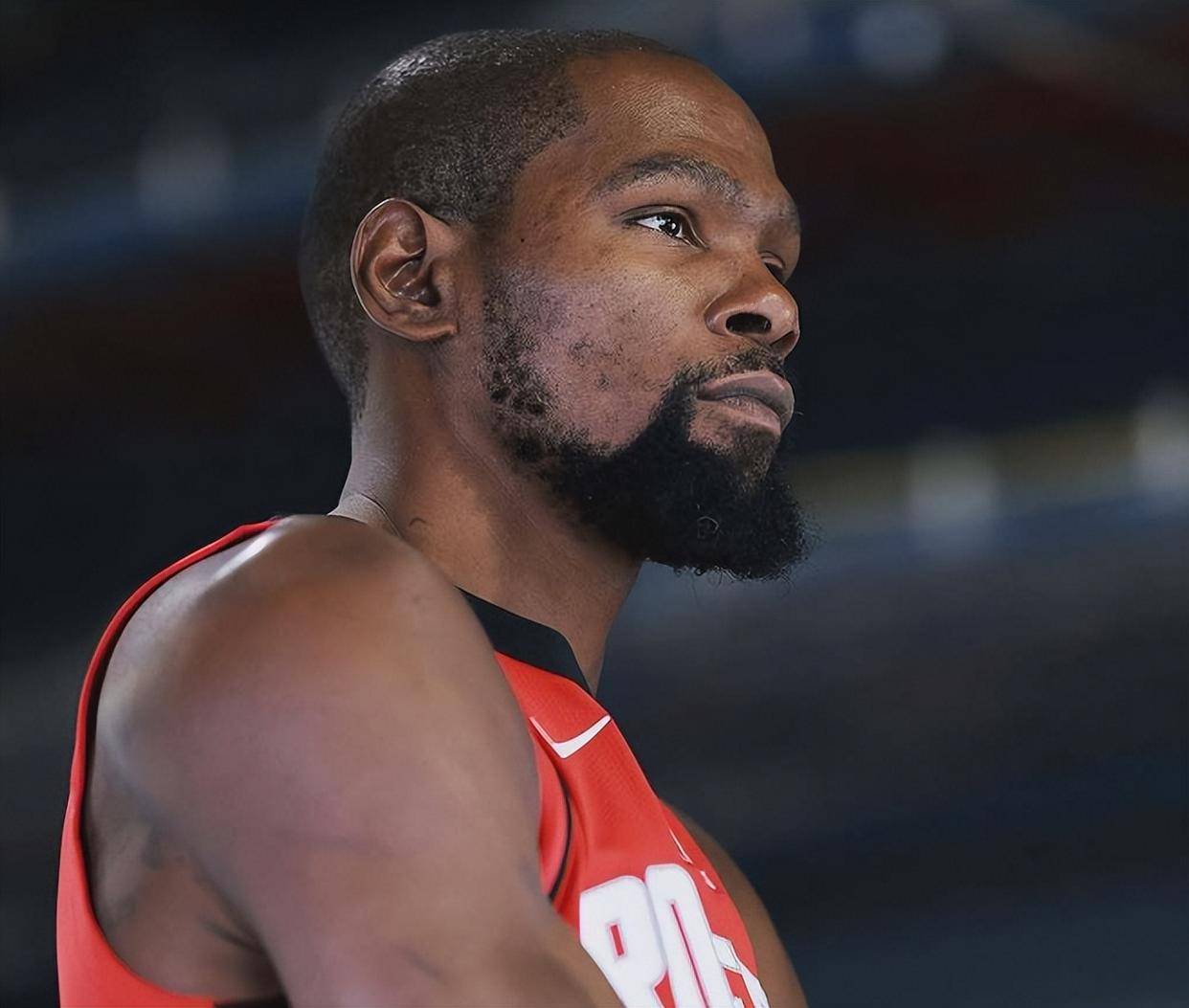 世体：霍安-加西亚因遭受撞击一瘸一拐，但能出战本轮欧冠（世体：霍安-加西亚遭撞击致跛行，仍将出战本轮欧冠）