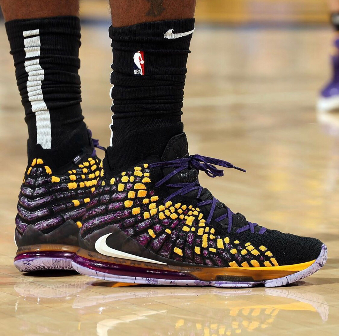 楚阿梅尼：良好心态是我强项之一；上赛季在伯纳乌被嘘让我进化（楚阿梅尼：强大心态是我的底色；上季伯纳乌嘘声促我蜕变）