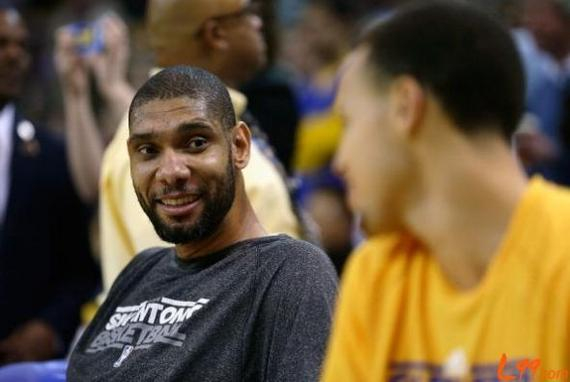 皇马西甲主场20年来首次罚下2人，19年来首次输给塞尔塔（皇马西甲主场19年首负塞尔塔，20年来首次两人被罚下）