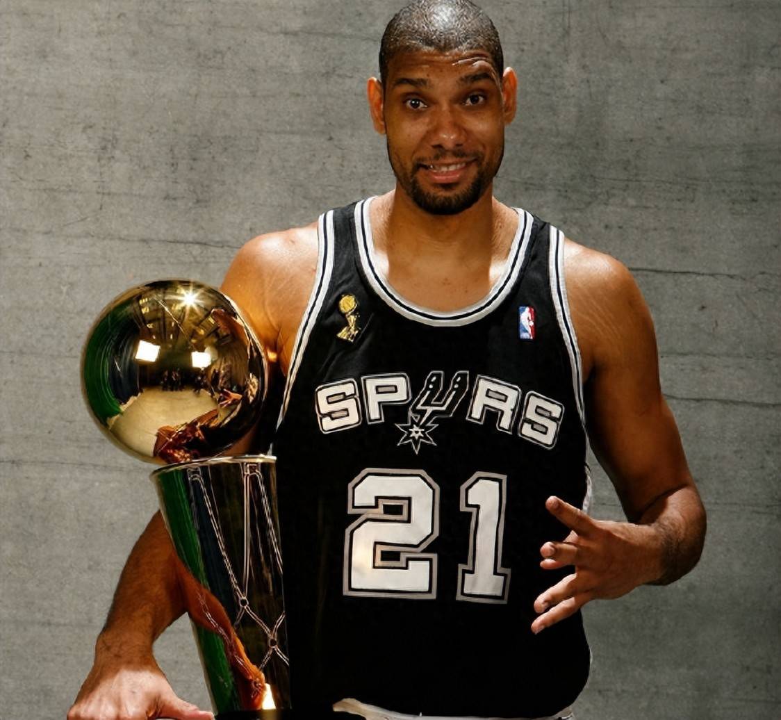 锁定强援！36人官方：球队已与明星外援奇塔姆续约2年（重磅续约！36人官宣与明星外援奇塔姆再签两年）