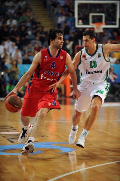 久尔杰维奇：培养年轻球员比较复杂，每次集训都是选择和过滤（久尔杰维奇：青训并不简单，每期集训都是一次筛选与取舍）