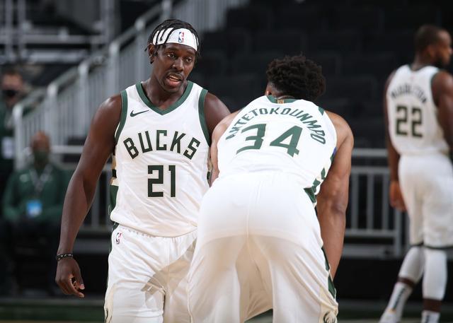 官方：摩洛哥国门布努当选非洲年度最佳门将（官方确认：摩洛哥门将布努荣膺非洲年度最佳门将）