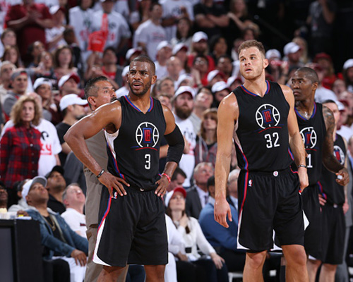 米兰vs拉齐奥：莱奥搭档恩昆库，莫德里奇、拉比奥出战（米兰迎战拉齐奥：莱奥联袂恩昆库，莫德里奇、拉比奥出战）