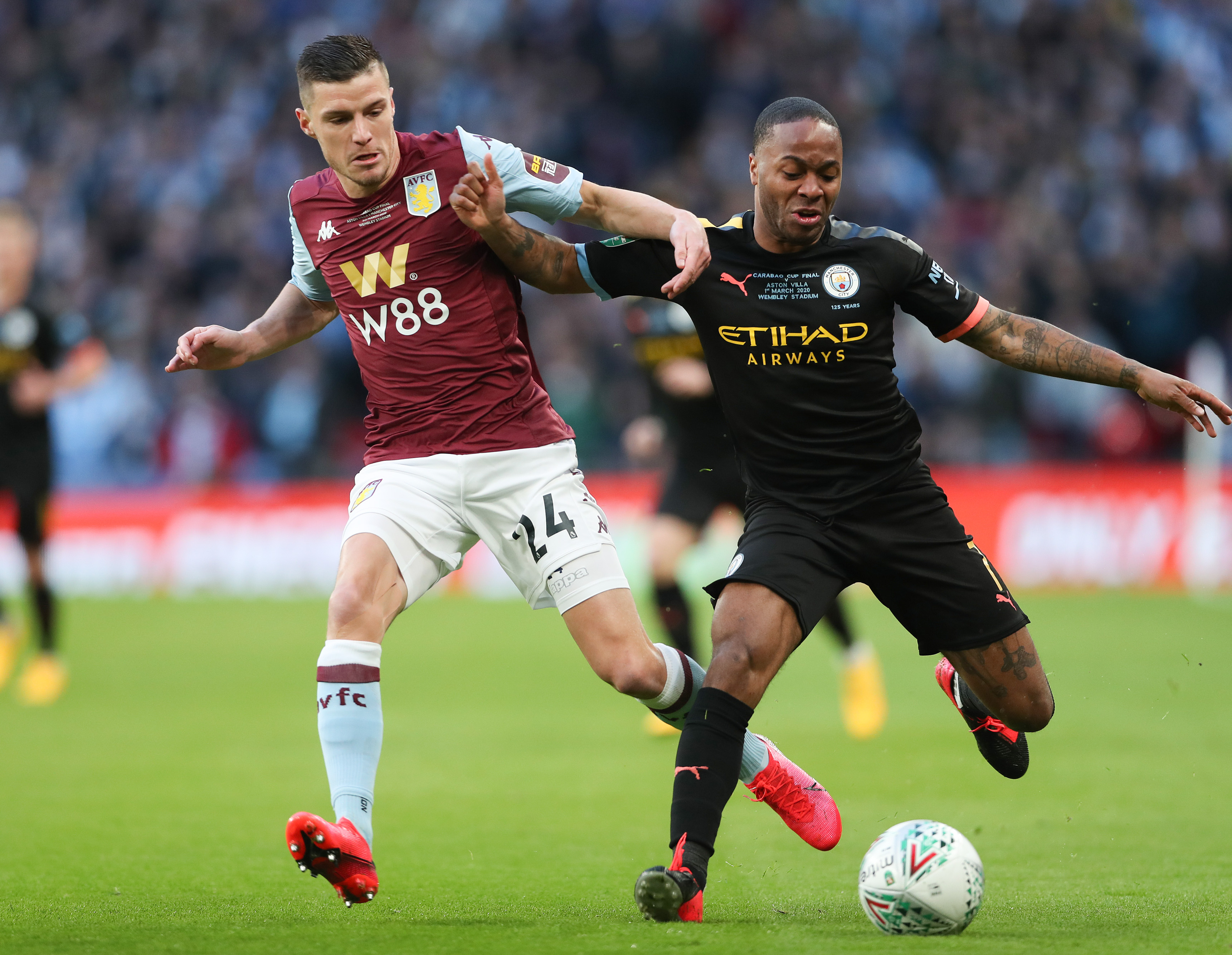 32岁前巴萨中场拉菲尼亚退役，俱乐部官方送上祝福（前巴萨中场拉菲尼亚32岁挂靴，俱乐部官方发文致意）