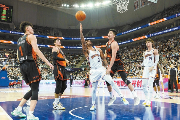 埃贝尔：我们之前收到的邮件说迪亚斯停赛一场；拜仁将上诉（埃贝尔称此前邮件通知迪亚斯仅禁赛一场，拜仁将提起上诉）