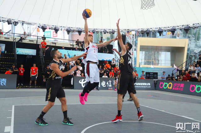 瓦塞尔半场表现低迷，数据统计不佳（瓦塞尔半场发挥不佳，数据惨淡）